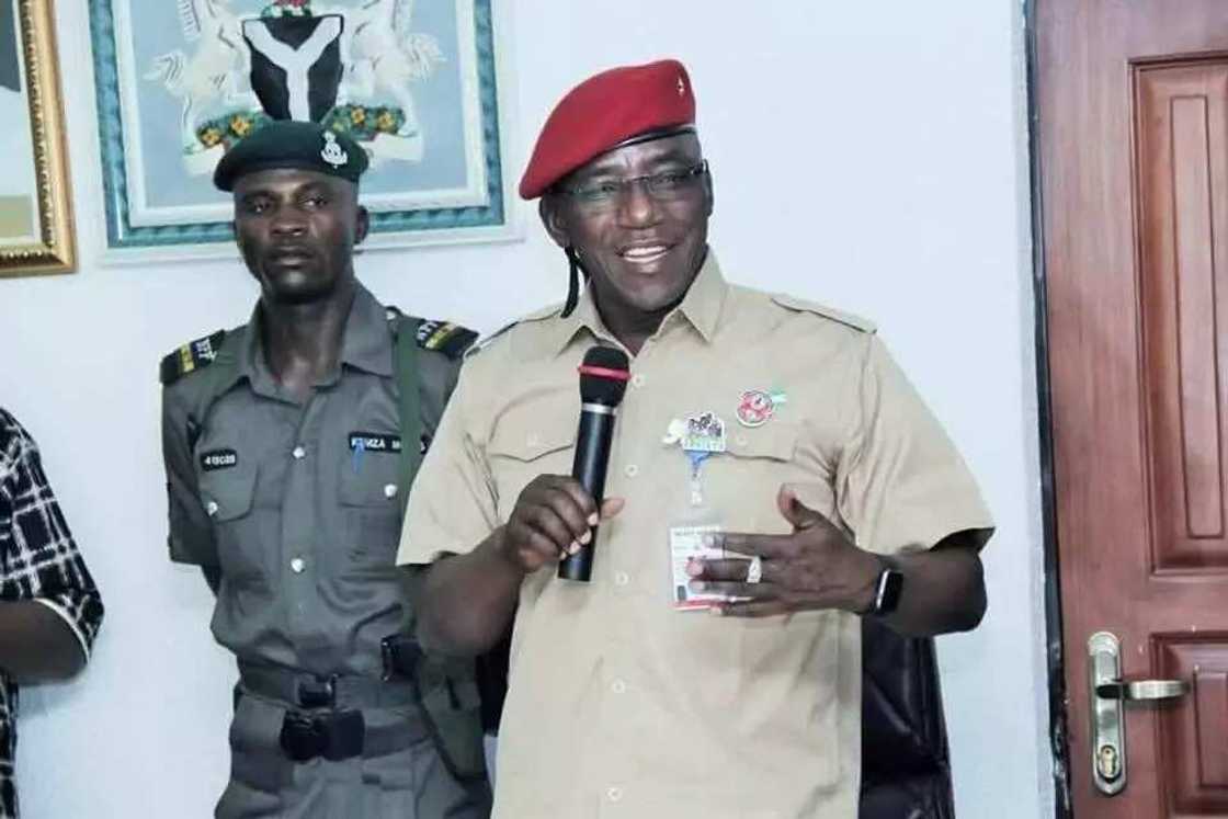 An yi bikin binne matar Minista Dalung (Hotuna) An yi bikin binne matar Minista Dalung (Hotuna)