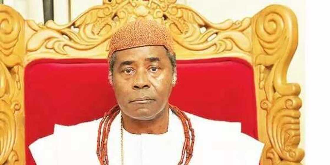 Olu Of Warri, Ogiame Atuwatse II, Is Dead Olu Of Warri, Ogiame Atuwatse II, Is Dead