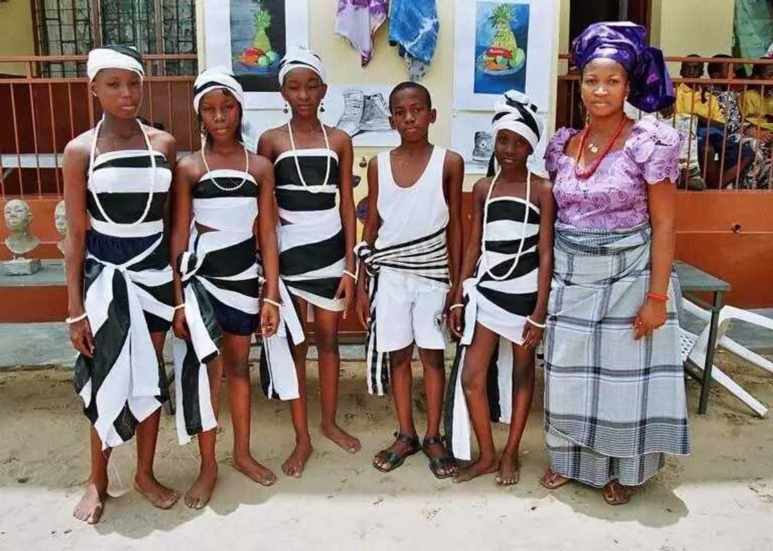 Naira dubu 100: Wata kabila a Arewa ta takaita kudin sadaki da bidi'o'in aure Naira dubu 100: Wata kabila a Arewa ta takaita kudin sadaki da bidi'o'in aure