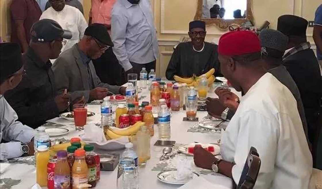 President Muhammadu Buhari hosts APC governors and leaders to lunch in London on Sunday July 23 
Photo source: Twitter, NGRPresident