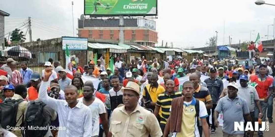 NLC members, police clash (photos) NLC members, police clash (photos)