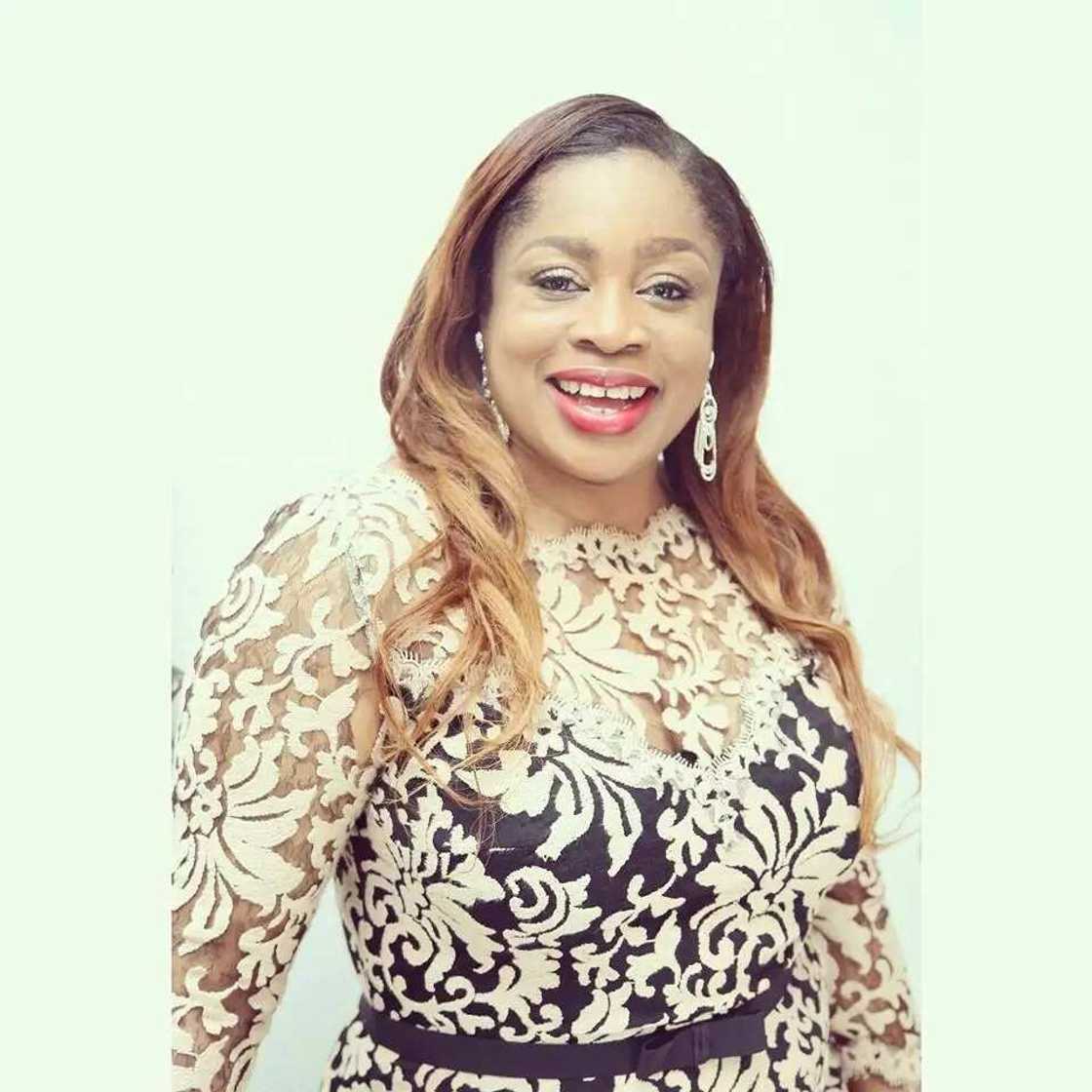 Sinach Sinach
