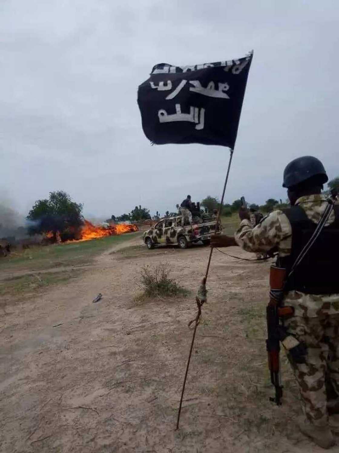 Dakarun soji sun kubutar da mata 58 da mayakan Boko Haram suka tilastawa zaman dadiro da su (Hotuna)