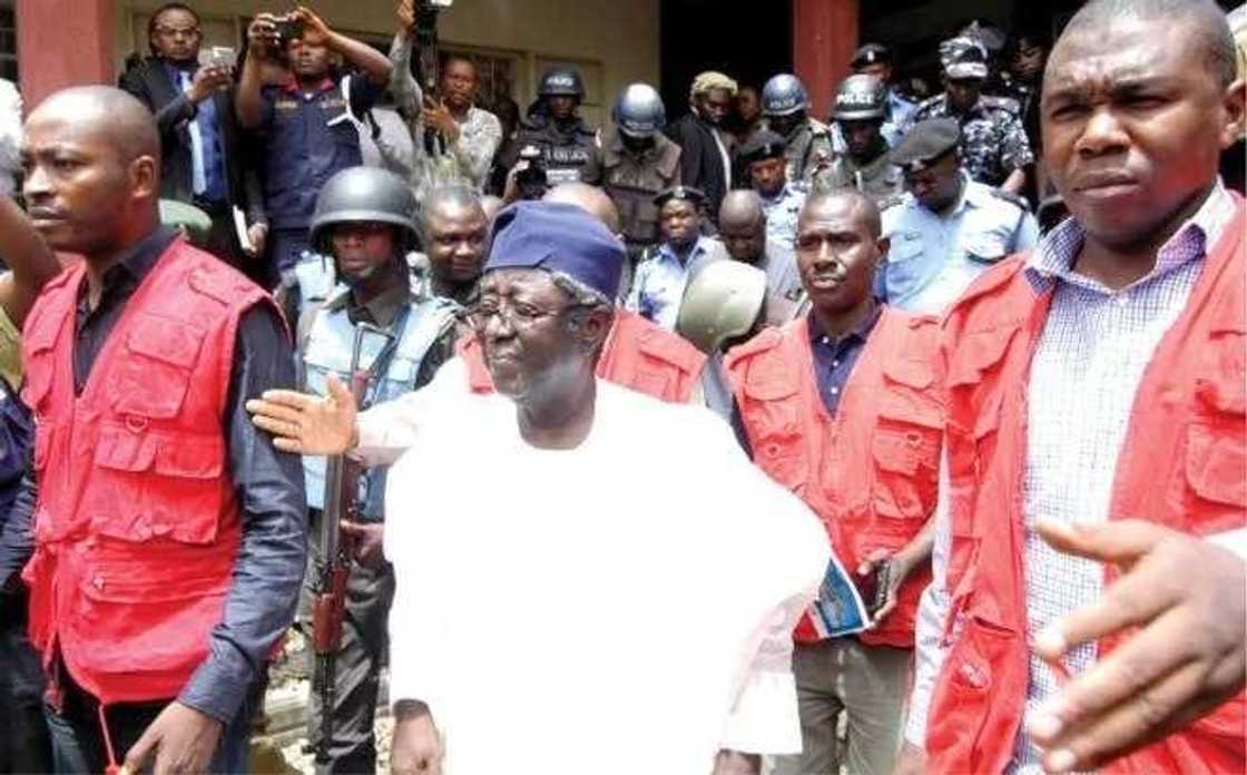 Kotu ta dage sauraron karar Jonah Jang sai baba ta gani Kotu ta dage sauraron karar Jonah Jang sai baba ta gani