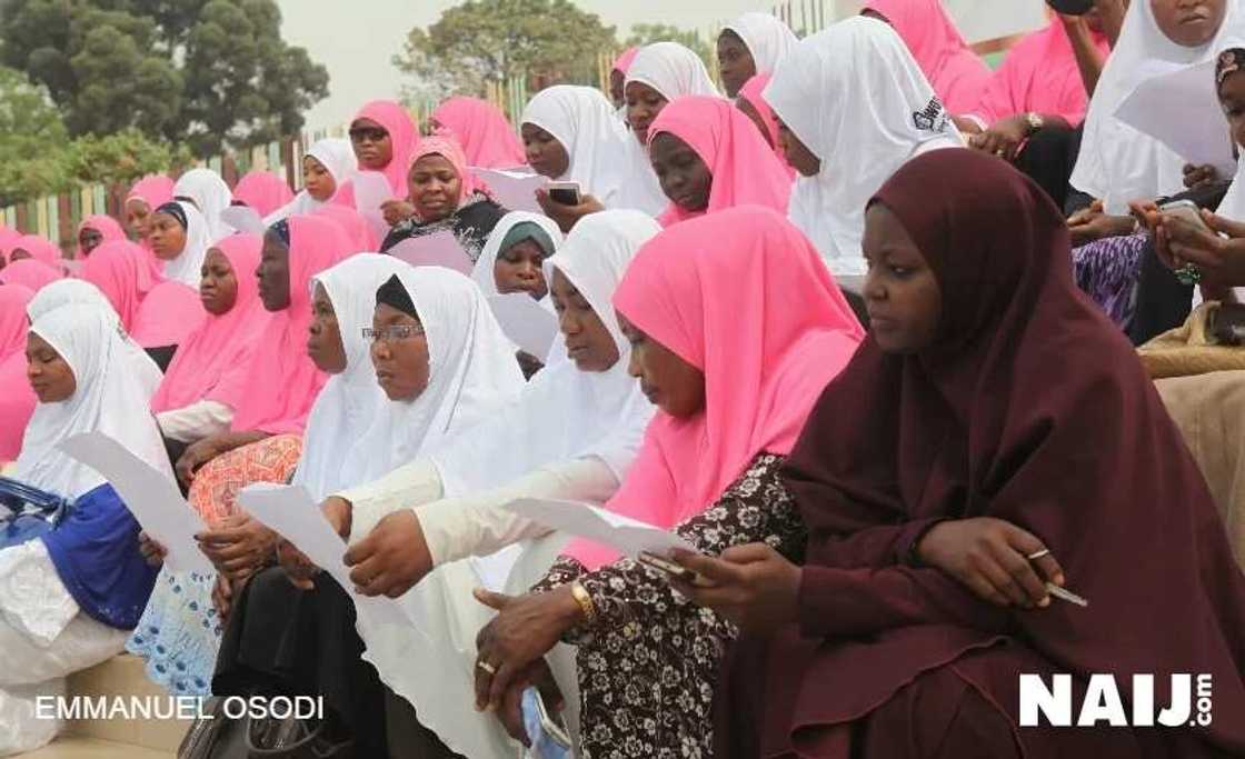 Hijab : Wani mallamin addini yayi kira da gwamnatin tarayya ta tabbatar da kare hakkokin musulmi a Najeriya Hijab : Wani mallamin addini yayi kira da gwamnatin tarayya ta tabbatar da kare hakkokin musulmi a Najeriya