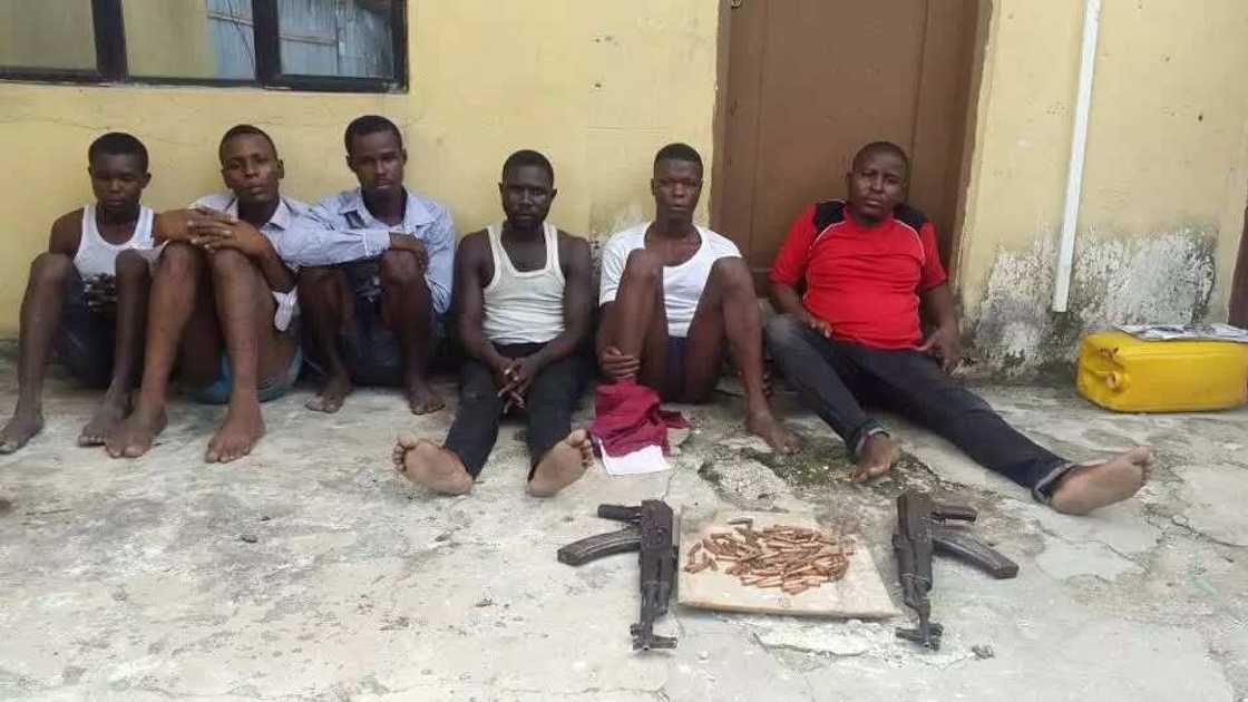 Masu garkuwa da mutane sun bukaci naira miliyan hamsin Masu garkuwa da mutane sun bukaci naira miliyan hamsin