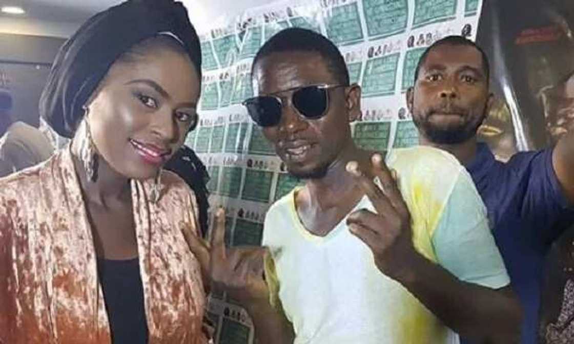 Adam Zango ya karrama masoyan sa a Kano Adam Zango ya karrama masoyan sa a Kano