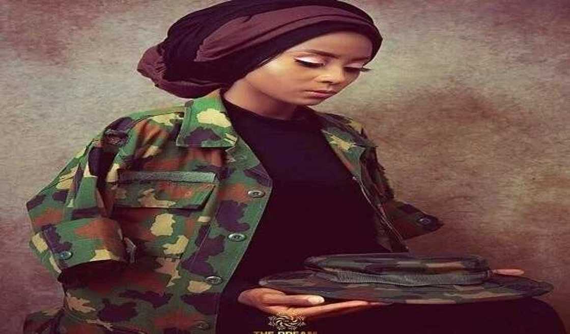Dandalin Kannywood: Maryam Booth ta jinjinawa Sojojin Najeriya a wani yanayi mai burgewa Dandalin Kannywood: Maryam Booth ta jinjinawa Sojojin Najeriya a wani yanayi mai burgewa
