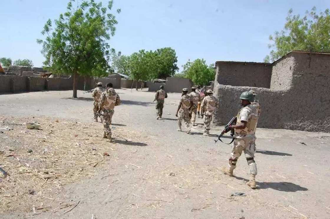 Rundunar Sojin sama na ma Boko Haram lugudan wuta Rundunar Sojin sama na ma Boko Haram lugudan wuta