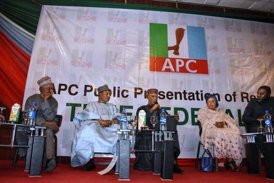 Jiga-jigan APC za su tattauna game da babban taron gangamin jam'iyyar su Jiga-jigan APC za su tattauna game da babban taron gangamin jam'iyyar su