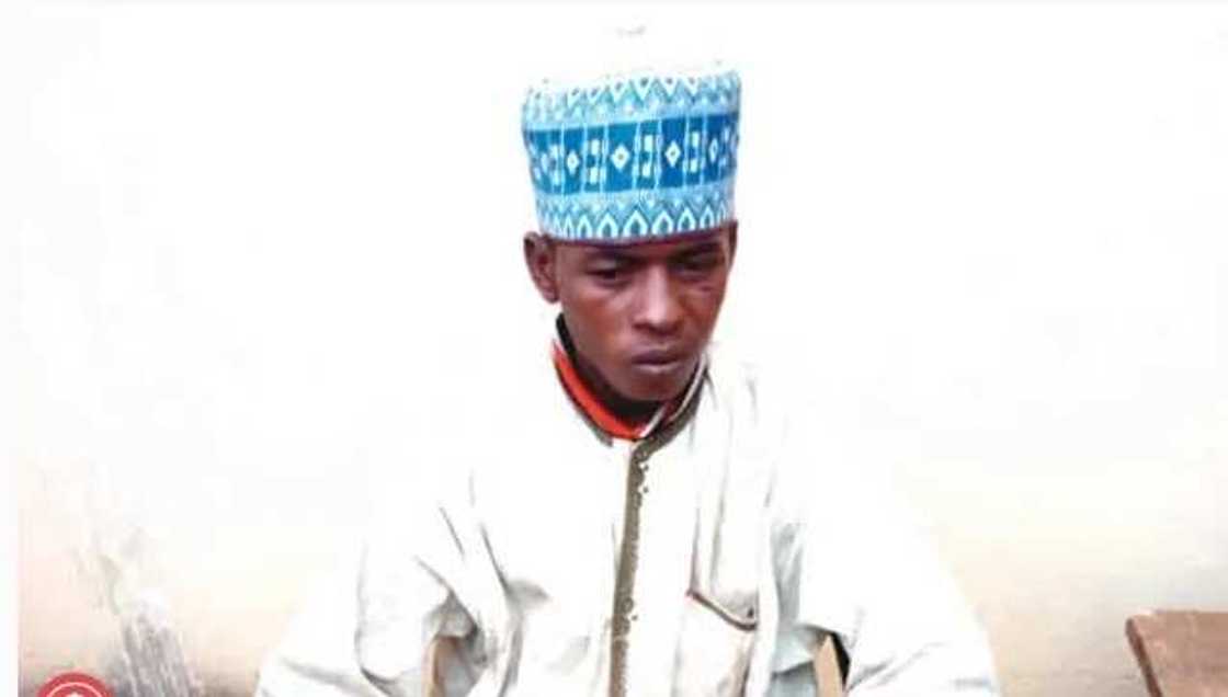 Na siya bindiga kirar AK 47 kan kudi naira 470,000: Barawon shanu ya fadawa 'yan sanda Na siya bindiga kirar AK 47 kan kudi naira 470,000: Barawon shanu ya fadawa 'yan sanda