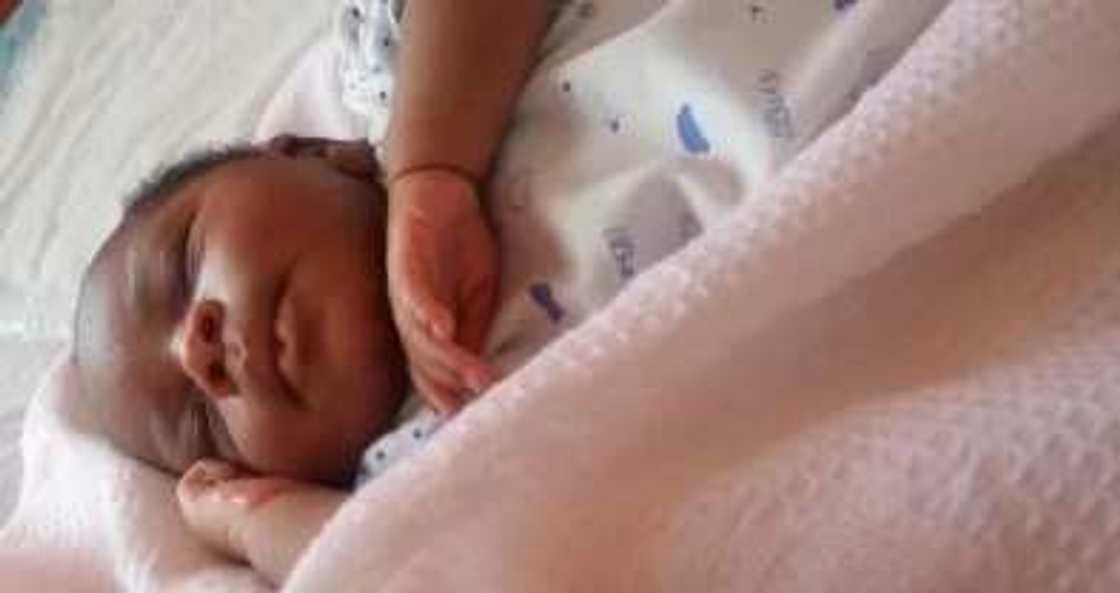 Ta ci sa’a, tayi nakuda cikin minti 1 kacal Ta ci sa’a, tayi nakuda cikin minti 1 kacal