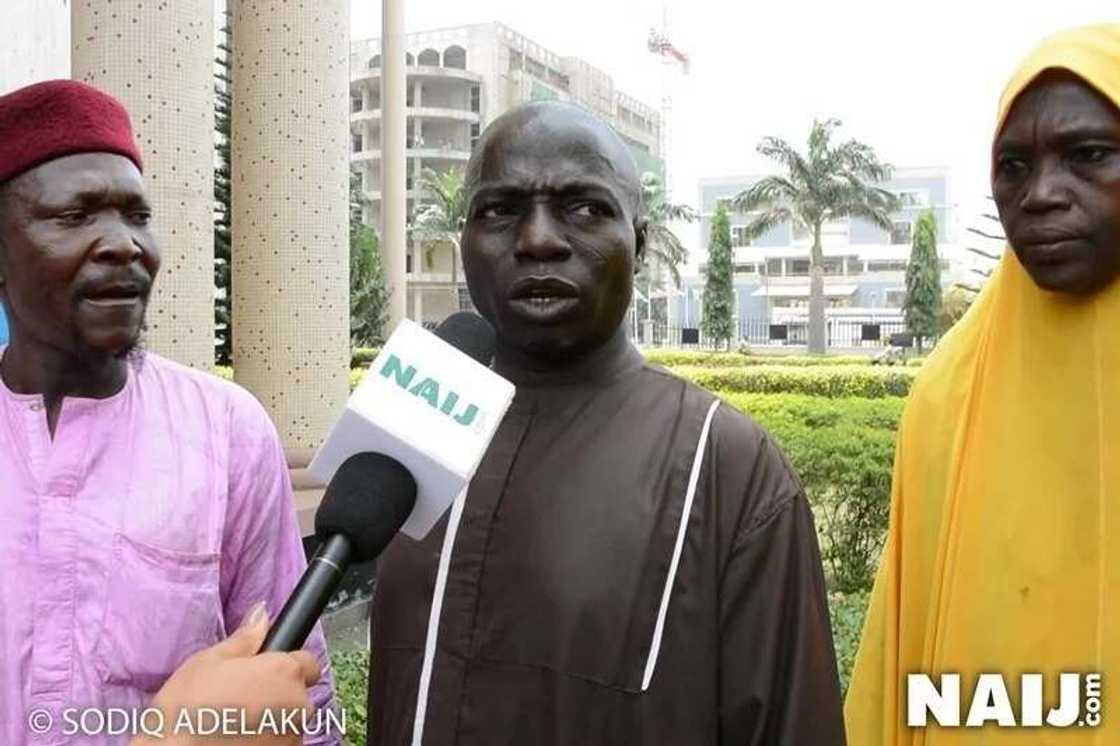 How Nnamdi Kanu is helping us secure the release of our brothers held by DSS for 5 years – Families of detained inmates (photos, videos) How Nnamdi Kanu is helping us secure the release of our brothers held by DSS for 5 years – Families of detained inmates (photos, videos)