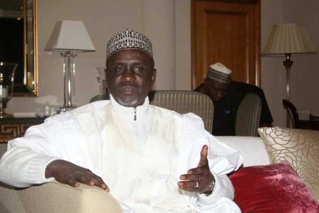 Muna kokarin kawo jituwa tsakanin Ganduje da Sarkin Kano — Ibrahim Shekarau Muna kokarin kawo jituwa tsakanin Ganduje da Sarkin Kano — Ibrahim Shekarau