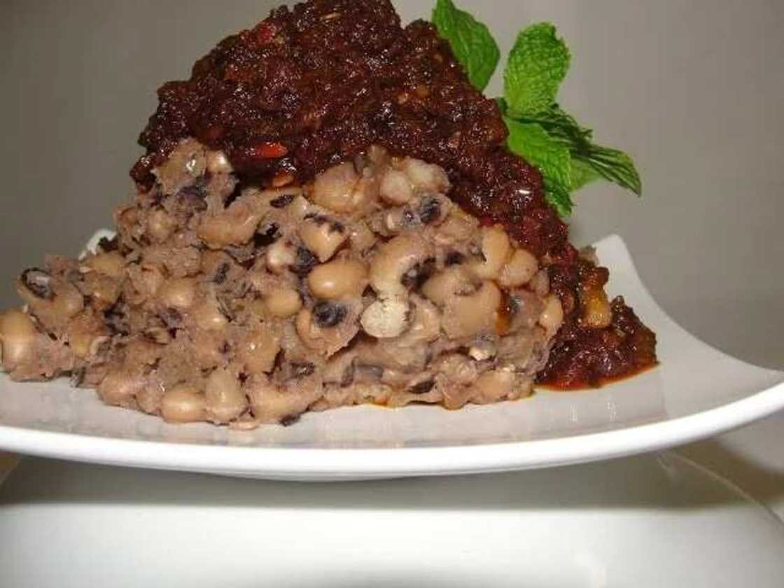 How to make Ewa Agoyin and sauce How to make Ewa Agoyin and sauce