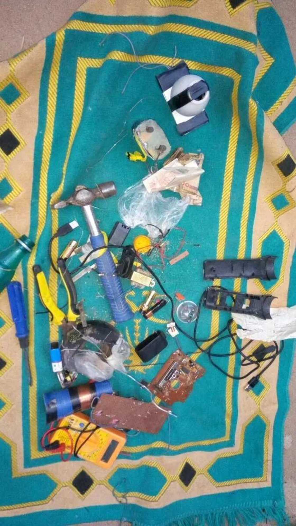 Nigeria army arrest 3 foreign members of Boko Haram Nigeria army arrest 3 foreign members of Boko Haram