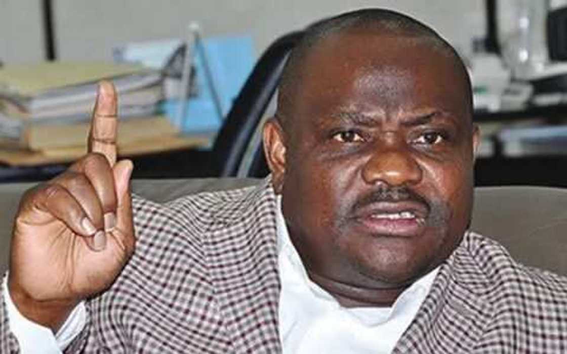 Fayose demands answers to 10 questions about recently recovered funds Fayose demands answers to 10 questions about recently recovered funds
