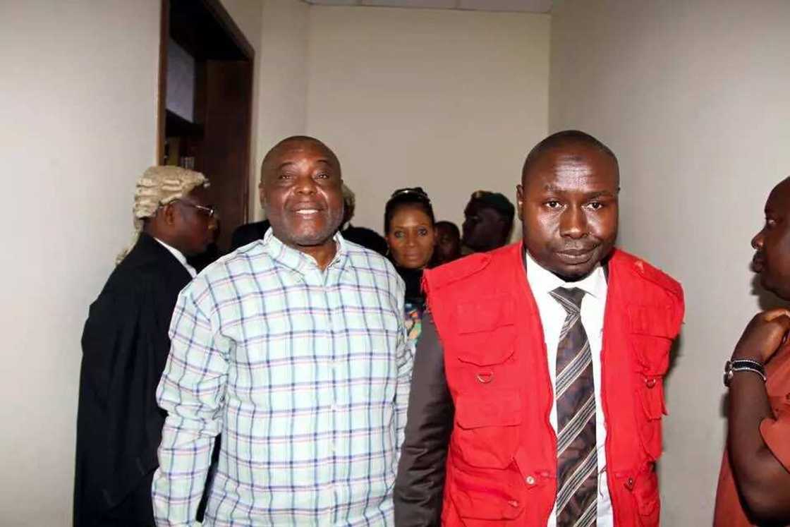 JUST IN: EFCC Finally Docks Raymond Dokpesi (PHOTOS) JUST IN: EFCC Finally Docks Raymond Dokpesi (PHOTOS)