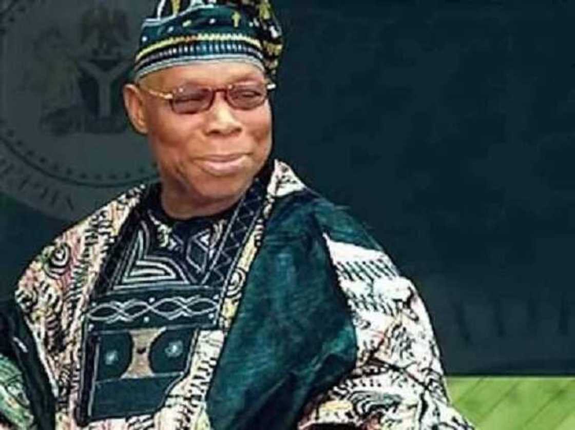 Obasanjo: Ban yi nadaman ritaya jami’an sojoji 'yan siyasa a shekarar 1999 ba – Inji Obasanjo Obasanjo: Ban yi nadaman ritaya jami’an sojoji 'yan siyasa a shekarar 1999 ba – Inji Obasanjo