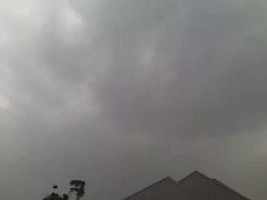 5 ways to live healthy with the black soot pollution in Port Harcourt 5 ways to live healthy with the black soot pollution in Port Harcourt