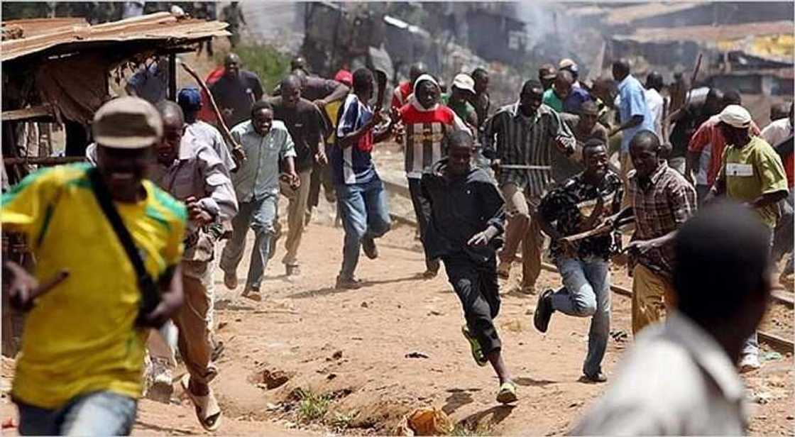 Fayose urges Ekiti people to prepare for war against herdsmen Fayose urges Ekiti people to prepare for war against herdsmen