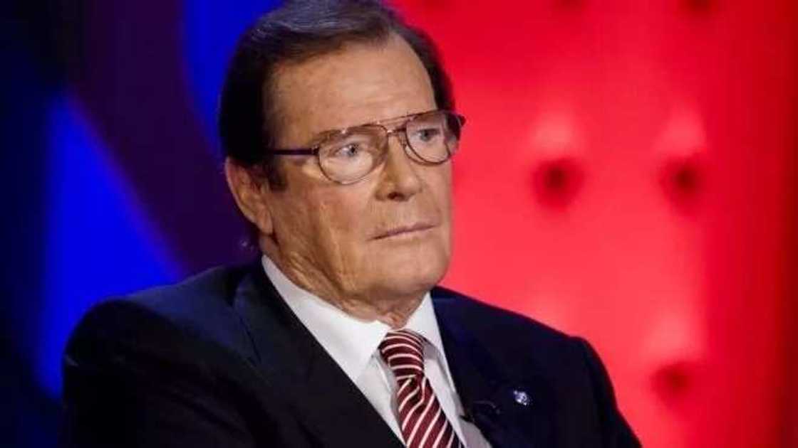 Famous actor Sir Roger Moore ‘James Bond’ dies at the age of 89 Famous actor Sir Roger Moore ‘James Bond’ dies at the age of 89