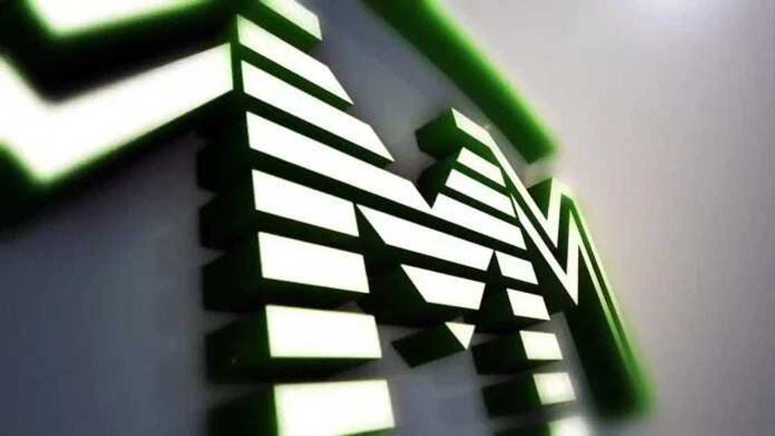 mmm logo mmm logo