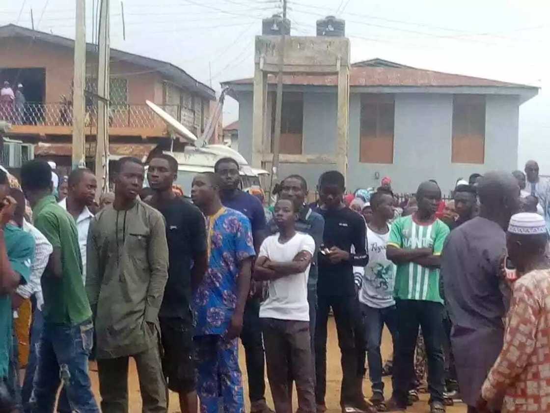 KAI TSAYE: Komai ya kankama a karashen zaben Osun, jami'an tsaro sun mamaye wajen KAI TSAYE: Komai ya kankama a karashen zaben Osun, jami'an tsaro sun mamaye wajen