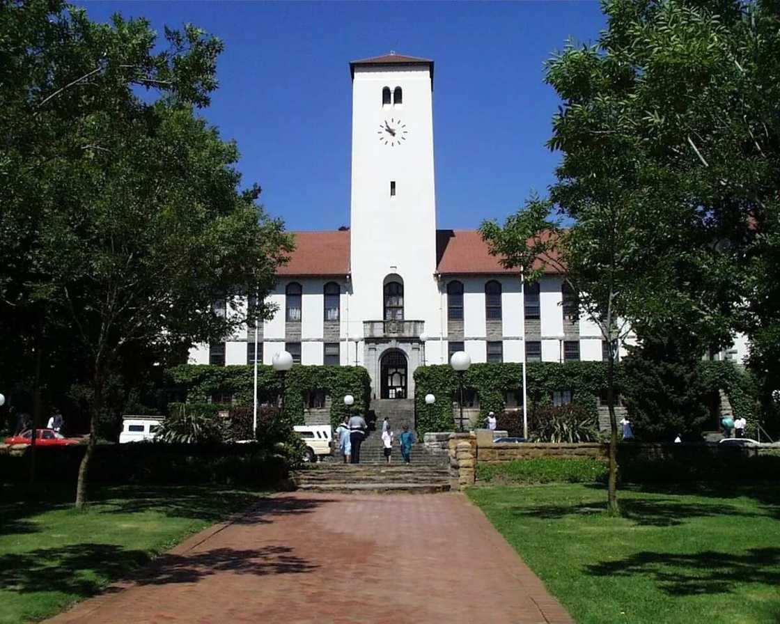 5. Rhodes University 5. Rhodes University