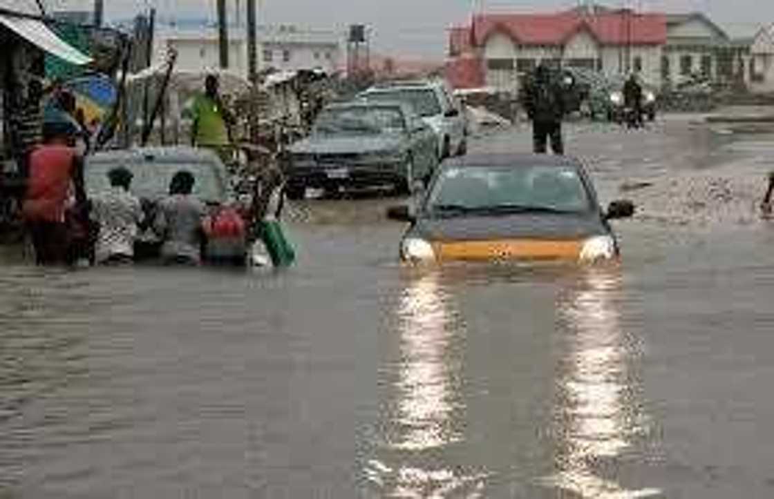Ruwan sama mai iska ya tafi da gidaje a jihar Nasarawa Ruwan sama mai iska ya tafi da gidaje a jihar Nasarawa