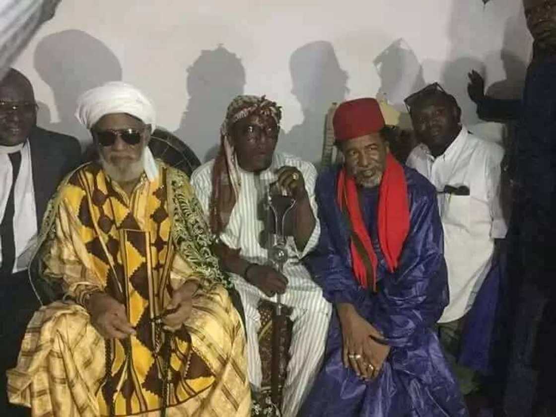Sheikh Dahiru Bauchi ya yi bude baki da ministan matasa da wasanni (hotuna) Sheikh Dahiru Bauchi ya yi bude baki da ministan matasa da wasanni (hotuna)
