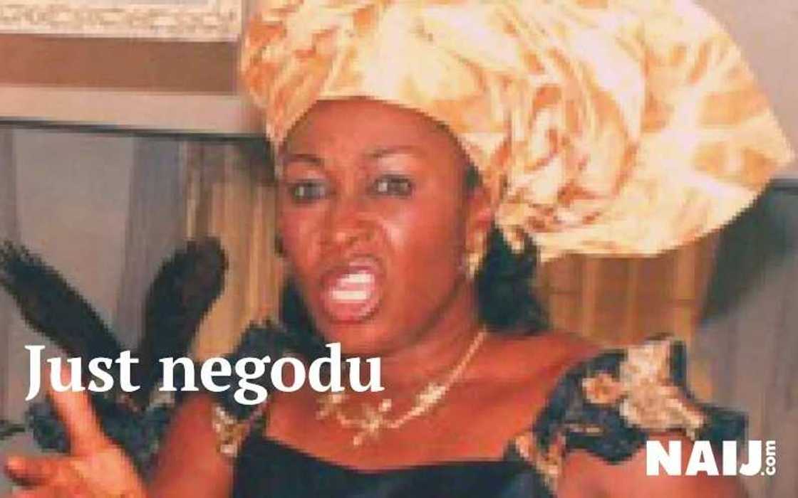 15 responses Nigerian girls give to the words 'I love you' 15 responses Nigerian girls give to the words 'I love you'