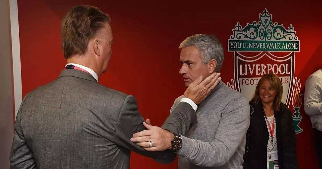 How Mourinho replaced me "was not elegant at all" - Louis Van Gaal How Mourinho replaced me "was not elegant at all" - Louis Van Gaal