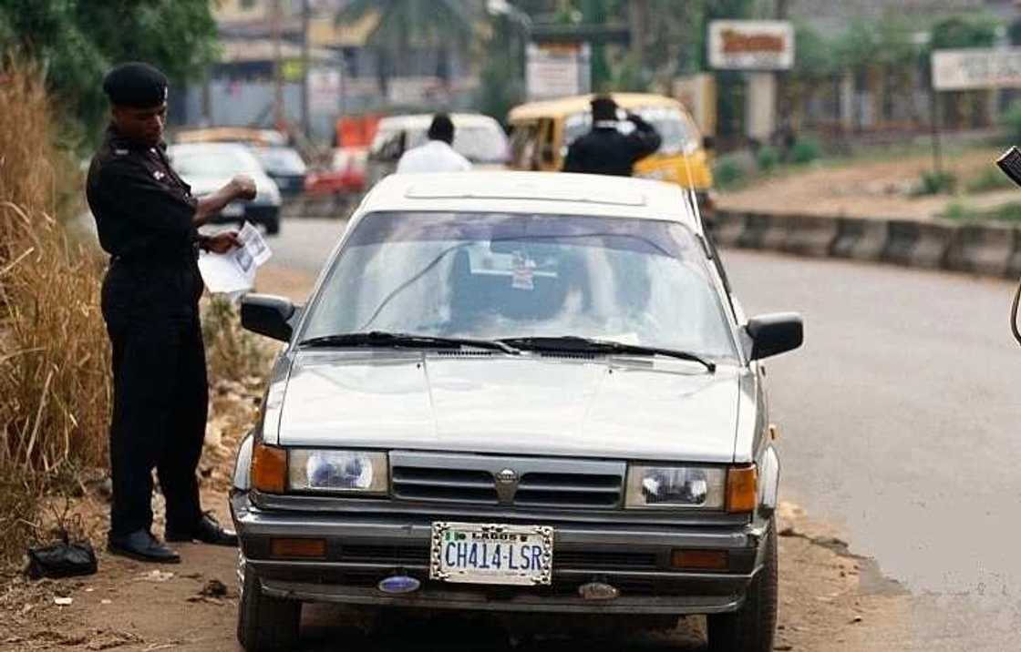 Ashe doka ta baka damar caje 'dan sanda kafin kafin ya shiga gidanka ko motarka?