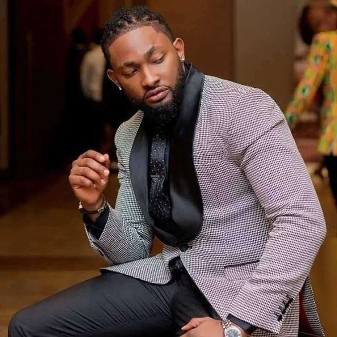 Uti Nwachukwu Uti Nwachukwu