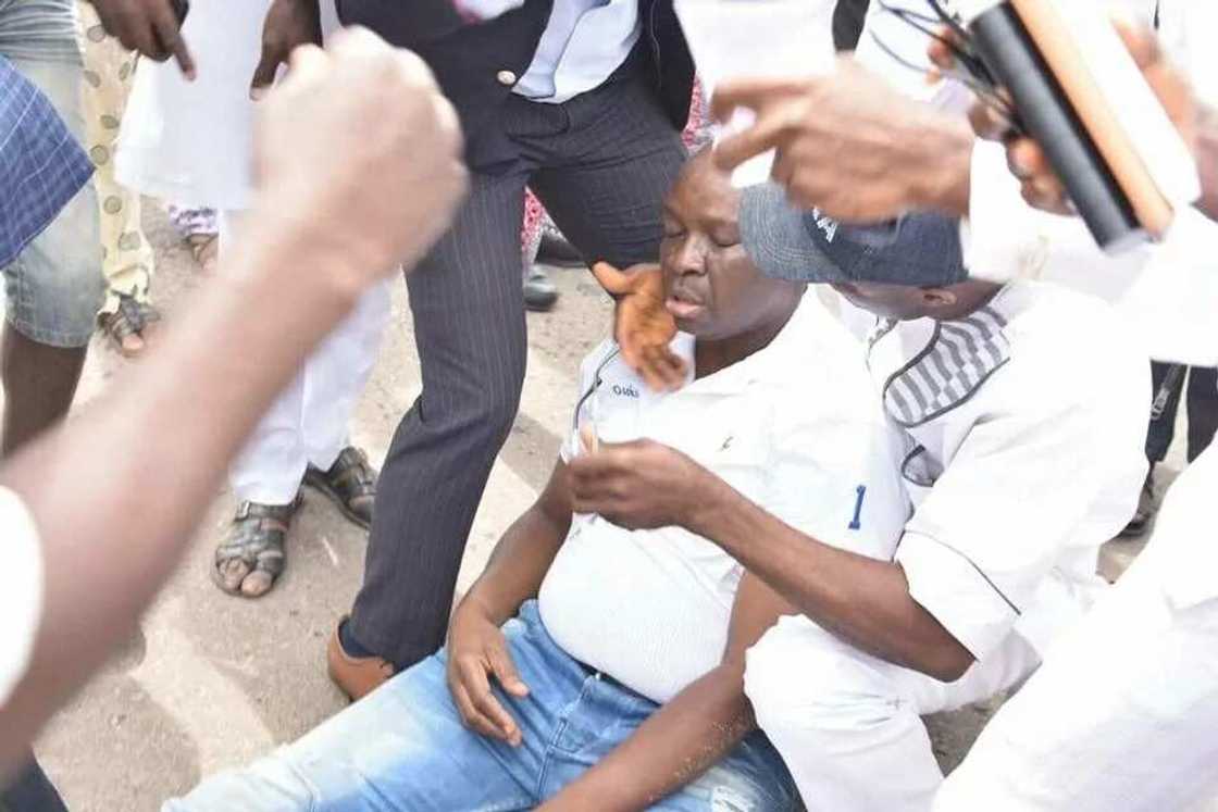 Breaking: Security operatives reportedly disperse PDP supporters from rally venue