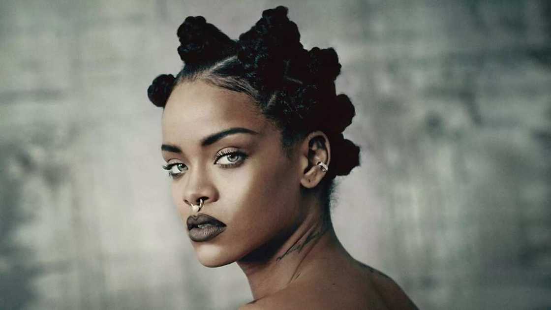 Rihanna with Bantu knot hair Rihanna with Bantu knot hair