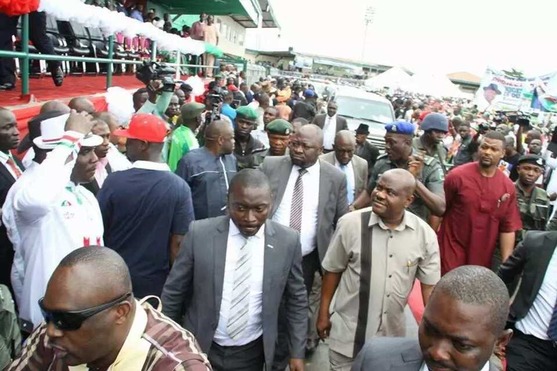 PHOTOS: GEJ, Patience And Wike Attend Rally In Bayelsa PHOTOS: GEJ, Patience And Wike Attend Rally In Bayelsa