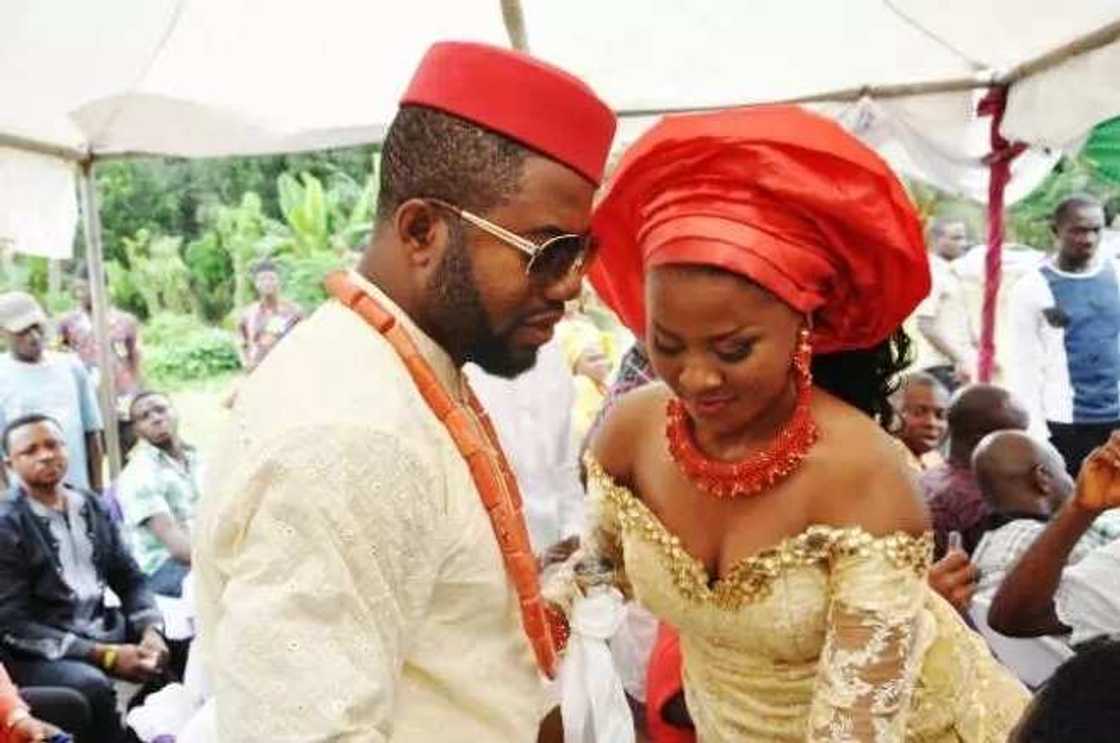 Igbo traditional wedding attire for the bride Igbo traditional wedding attire for the bride