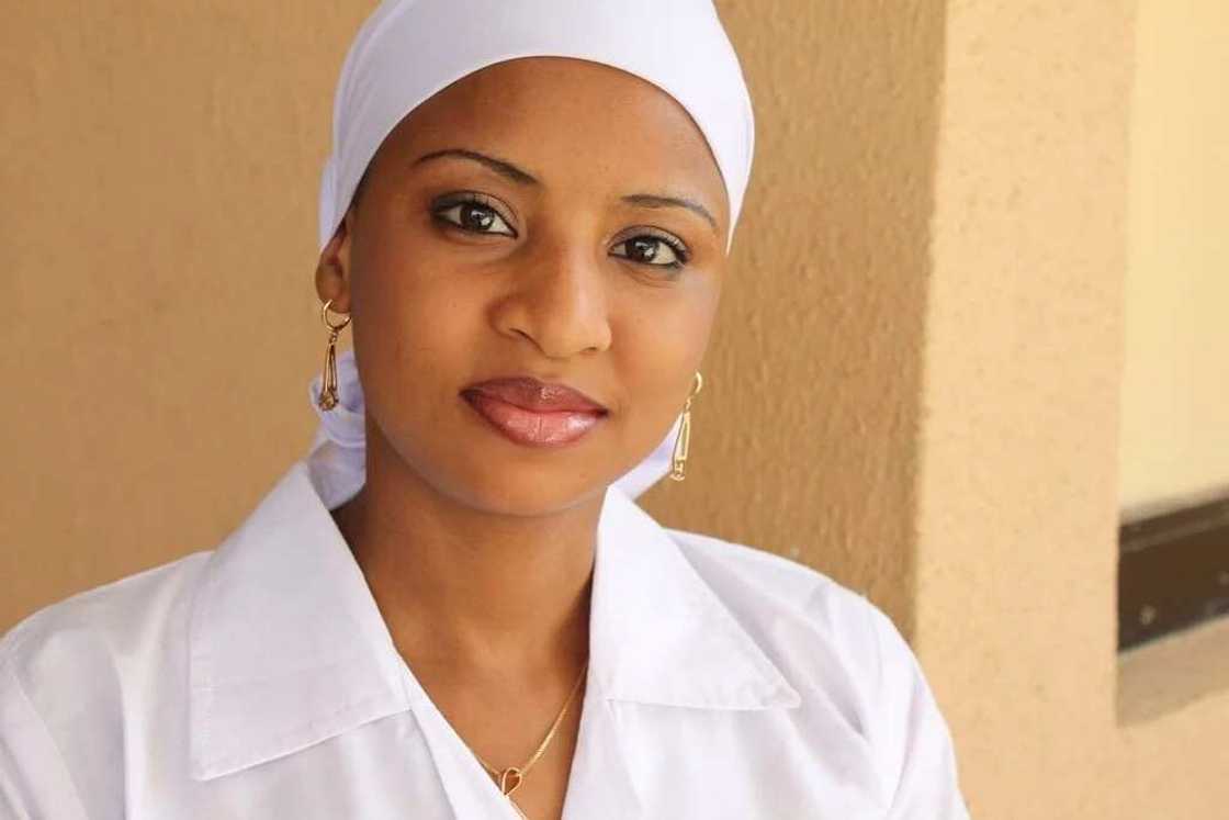 Dandalin Kannywood: Sadiya Gyale ta karyata labarin mutuwar ta Dandalin Kannywood: Sadiya Gyale ta karyata labarin mutuwar ta