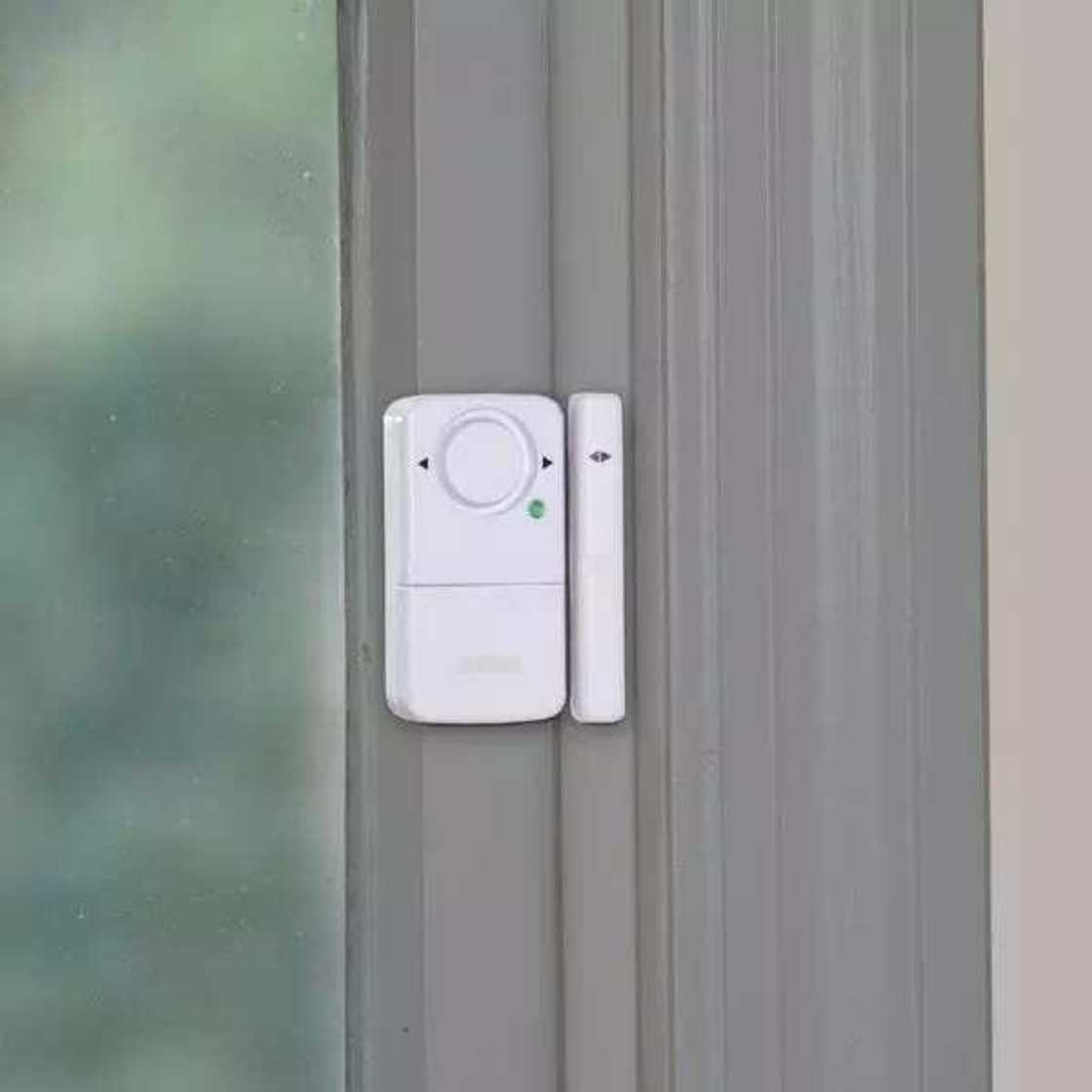 windows burglar proof