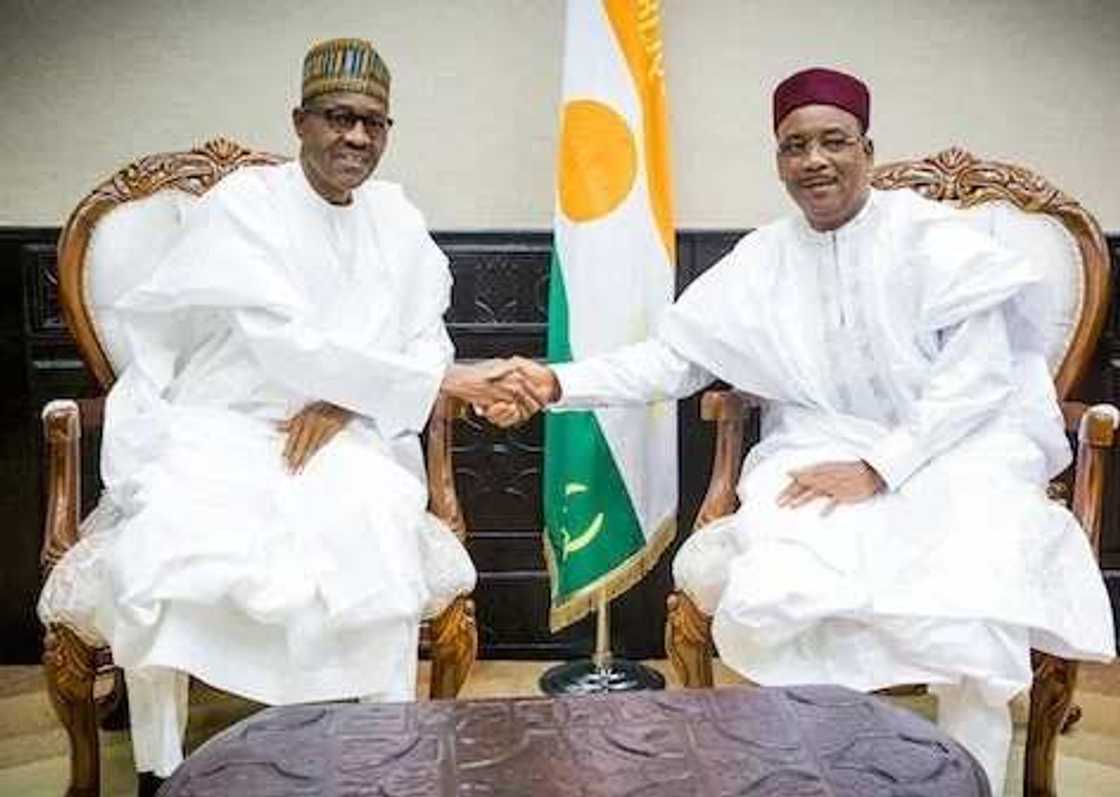 Buhari in Niger Buhari in Niger