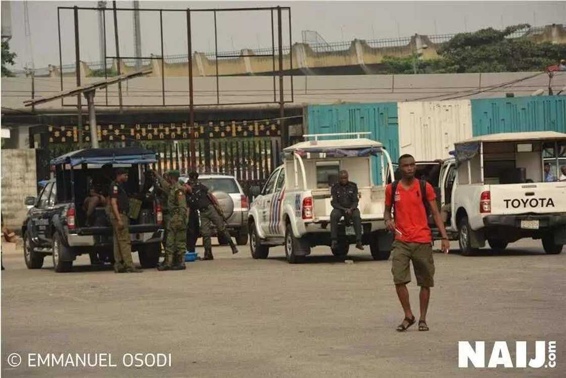 Live Updates: Nigerians continue nationwide protest at National stadium despite 2baba backing down Live Updates: Nigerians continue nationwide protest at National stadium despite 2baba backing down