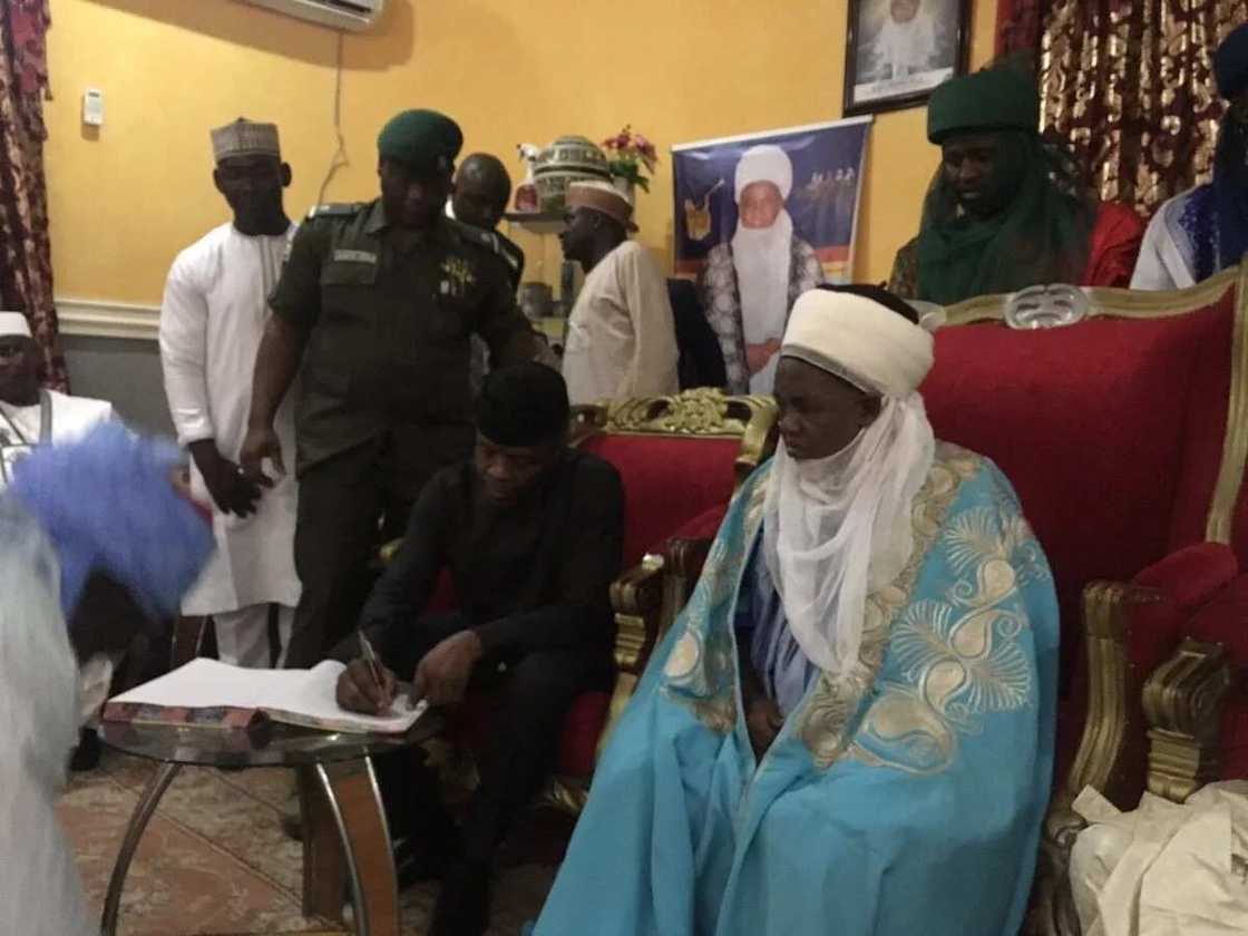 Kisan Zamfara: Cikin kuka, Sarkin Anka ya nemi taimakon majalisar dinkin duniya, tarayyar Afrika Kisan Zamfara: Cikin kuka, Sarkin Anka ya nemi taimakon majalisar dinkin duniya, tarayyar Afrika