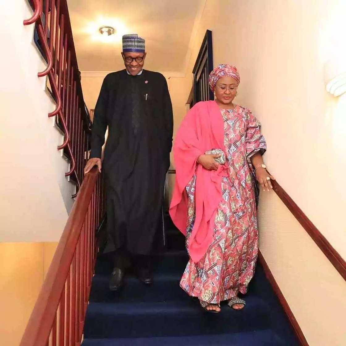 Hotunan Shugaba Buhari da Uwargidan sa a yayin wata liyafa a fadar Sarauniyar Ingila