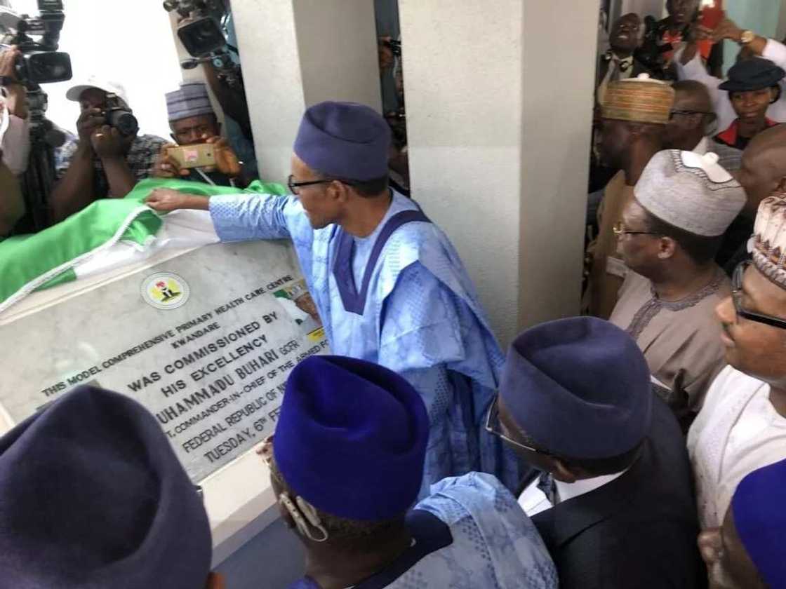 Hotunan katafaren dakin karatu na zamani da shugaba Buhari ya bude a jihar Nasarawa