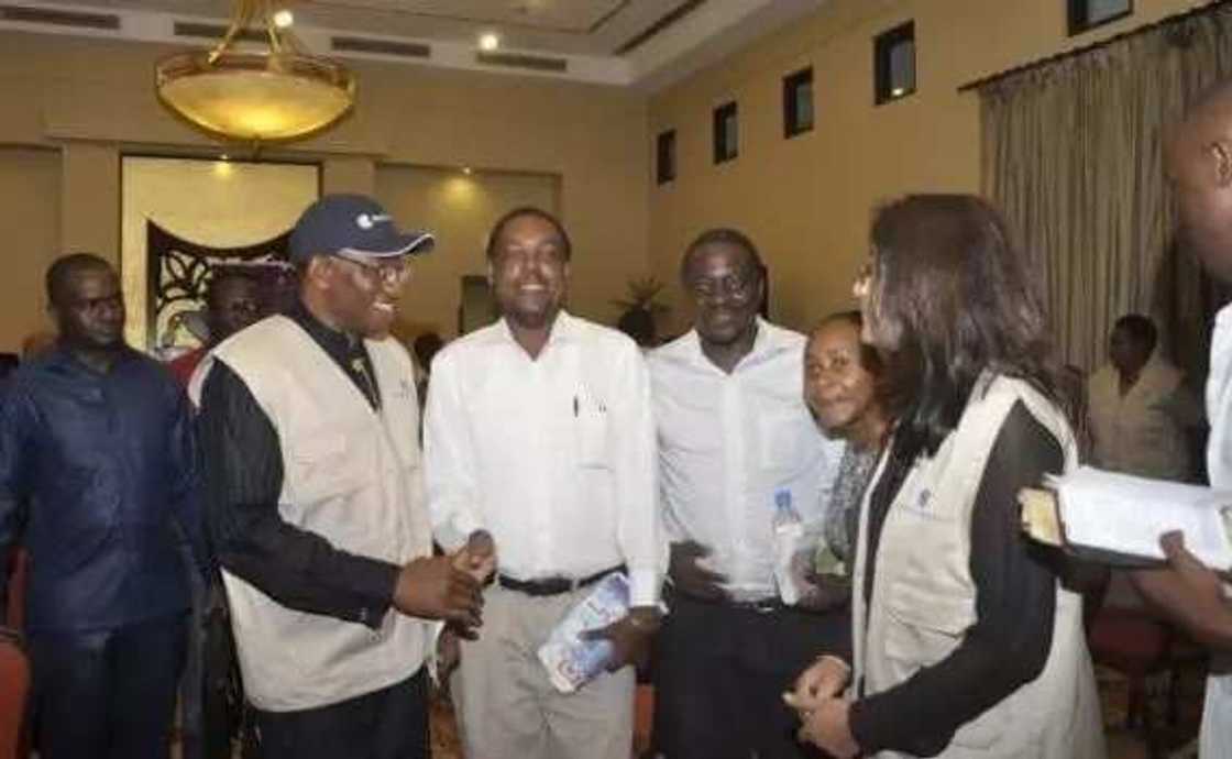 GEJ Performs His Duties As An Election Observer In Tanzania GEJ Performs His Duties As An Election Observer In Tanzania