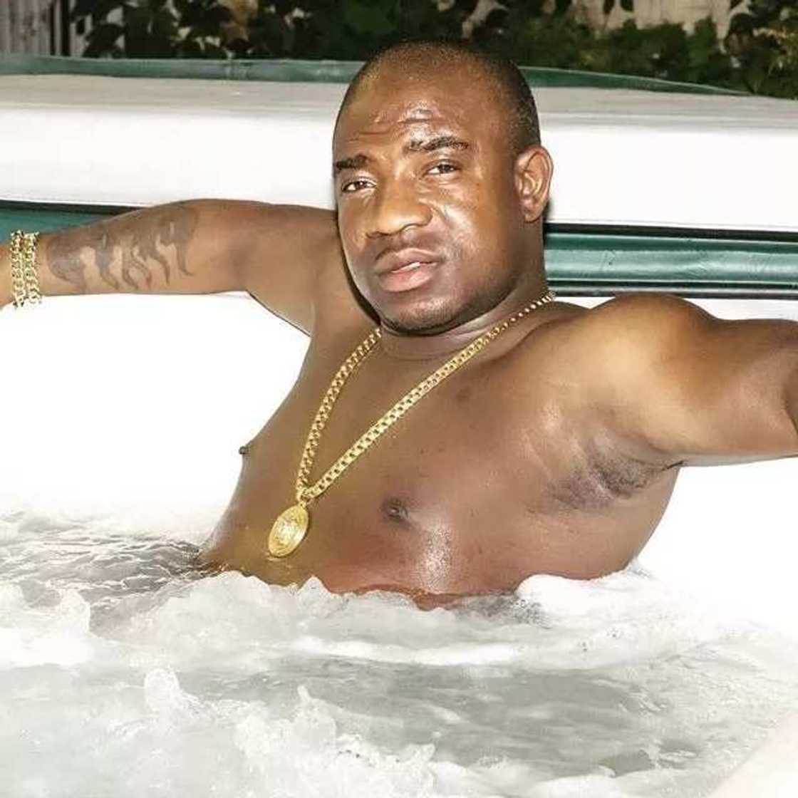 K1’s Rapper Son Releases Bath Tub Photos K1’s Rapper Son Releases Bath Tub Photos