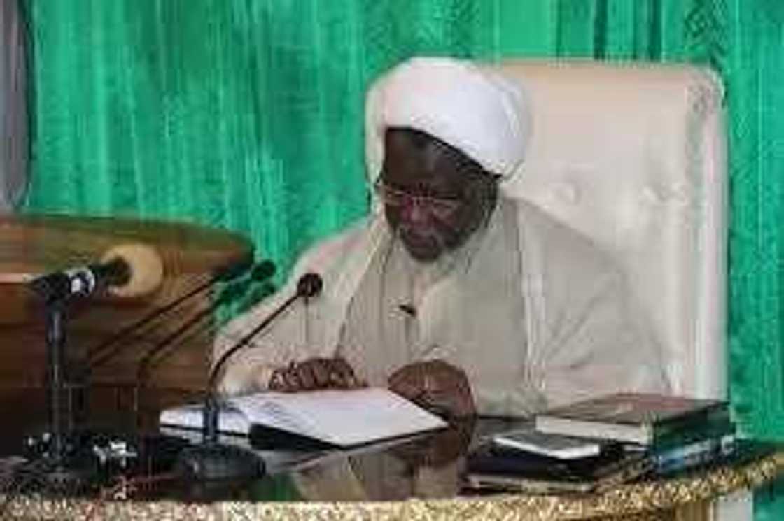 ‘Yan Zaria sai murna suke yi an fatattaki makarantar Shi’a ‘Yan Zaria sai murna suke yi an fatattaki makarantar Shi’a