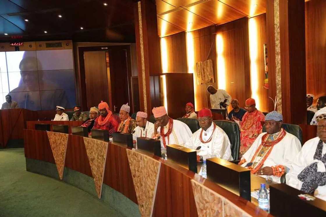 Shugaba Buhari na ganawa a shugabannin yankin Neja-Delta Shugaba Buhari na ganawa a shugabannin yankin Neja-Delta